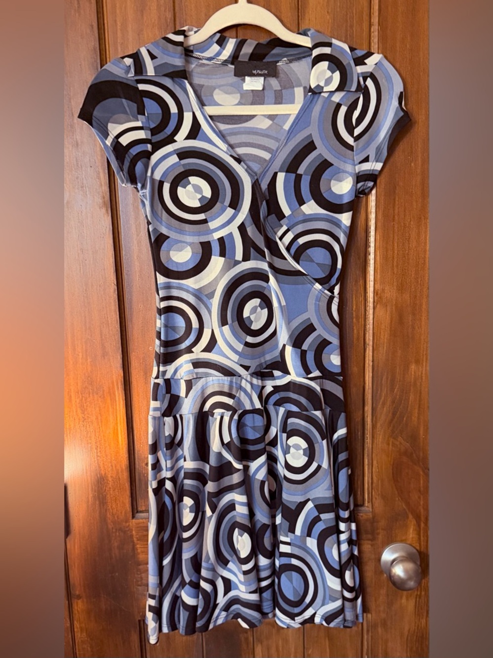 Stylish Blue and Black Geometric Midi Dress